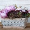 Caja de madera con flores artificiales "Peonia"