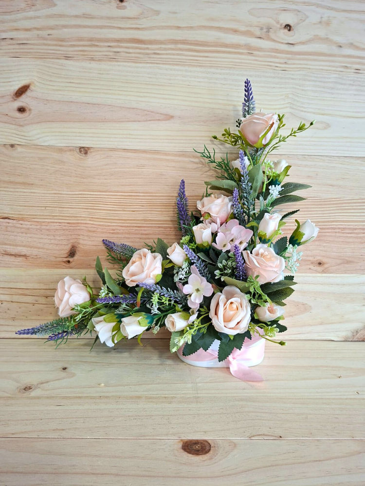centro de flores artificiales para cementerio